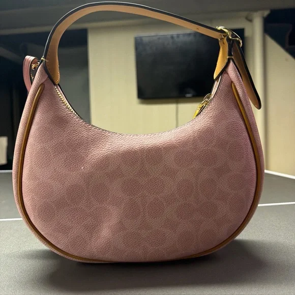 Coach Emily Shoulder Bag Signature Canvas Powder Pink CDW86 Floral Charm NWT - Picture 5 of 9